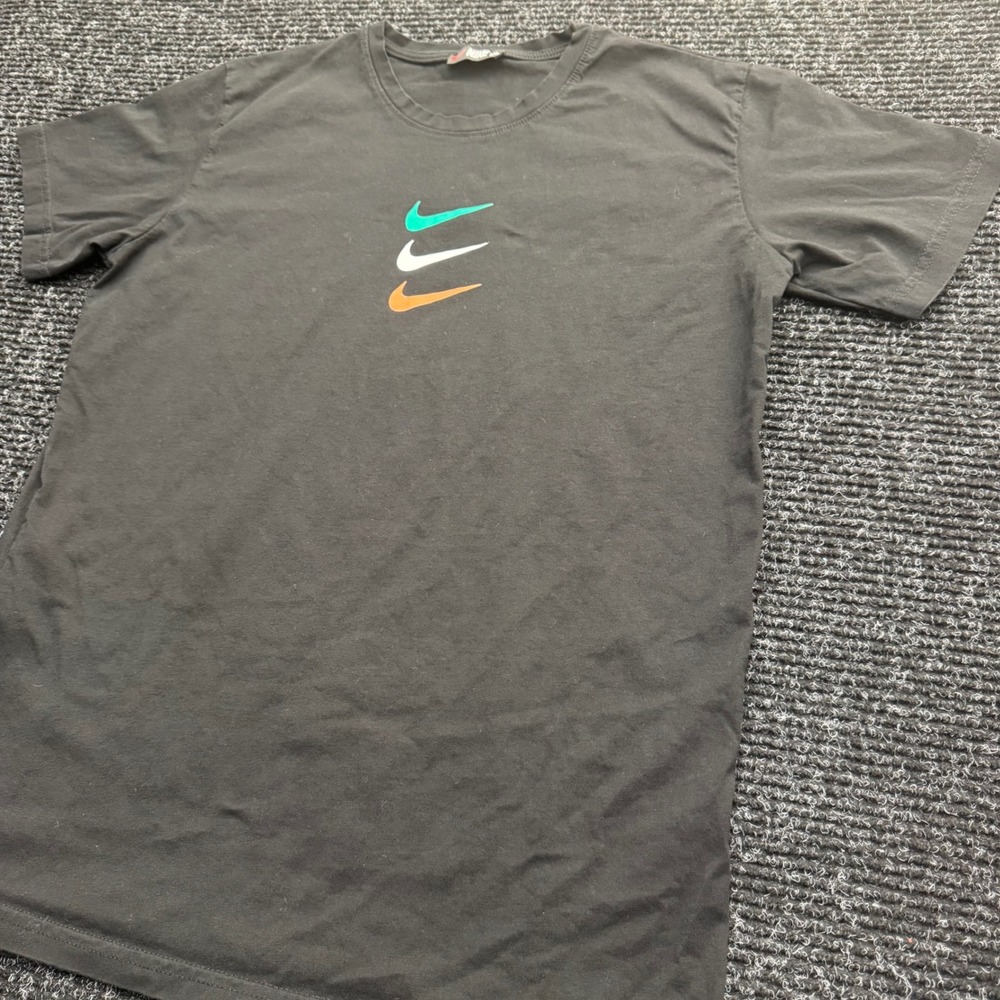Nike Mens Triple Swoosh Graphic T-Shirt Black XXL Short Sleeve Crew Neck Tee - Picture 6 of 12